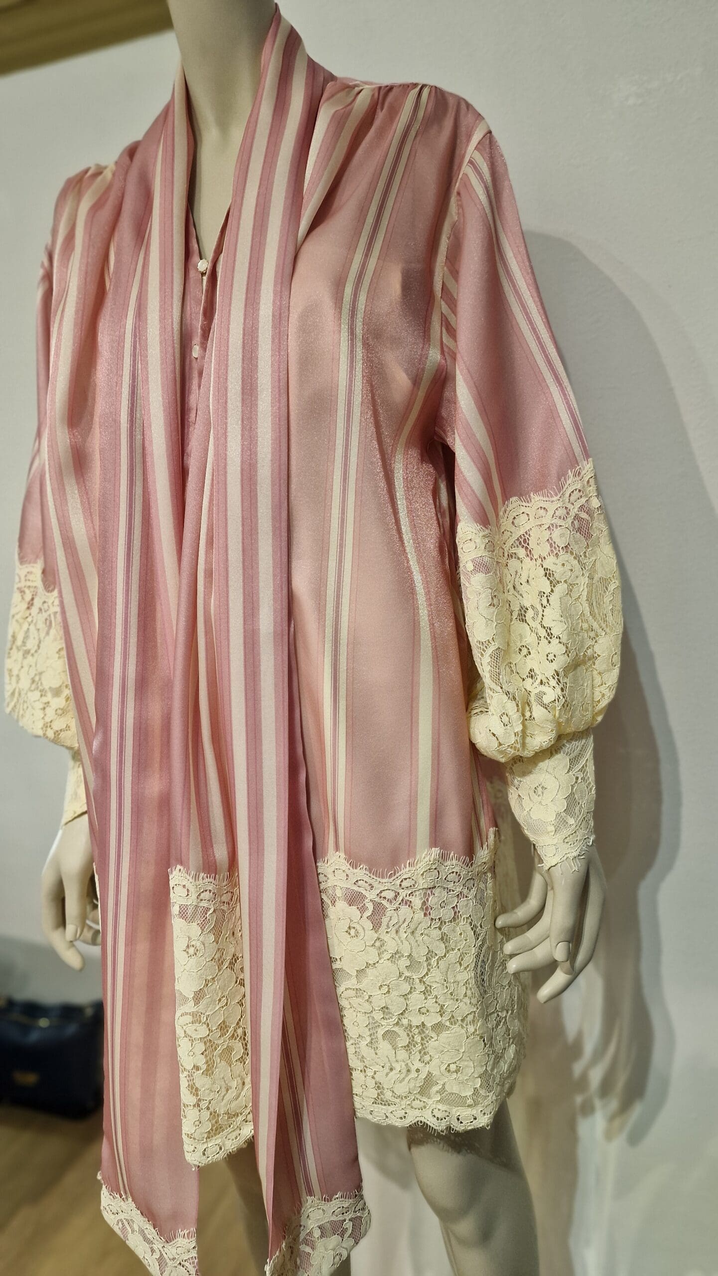 37-Gestreepte jurk met strik - Afbeelding 2